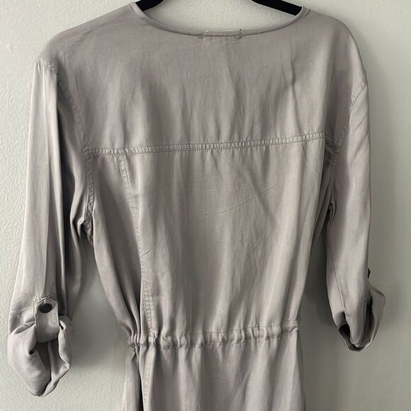 Willow & Clay Wrap Front Dress Size small chinch waist snap front zipper NWT - Picture 9 of 14